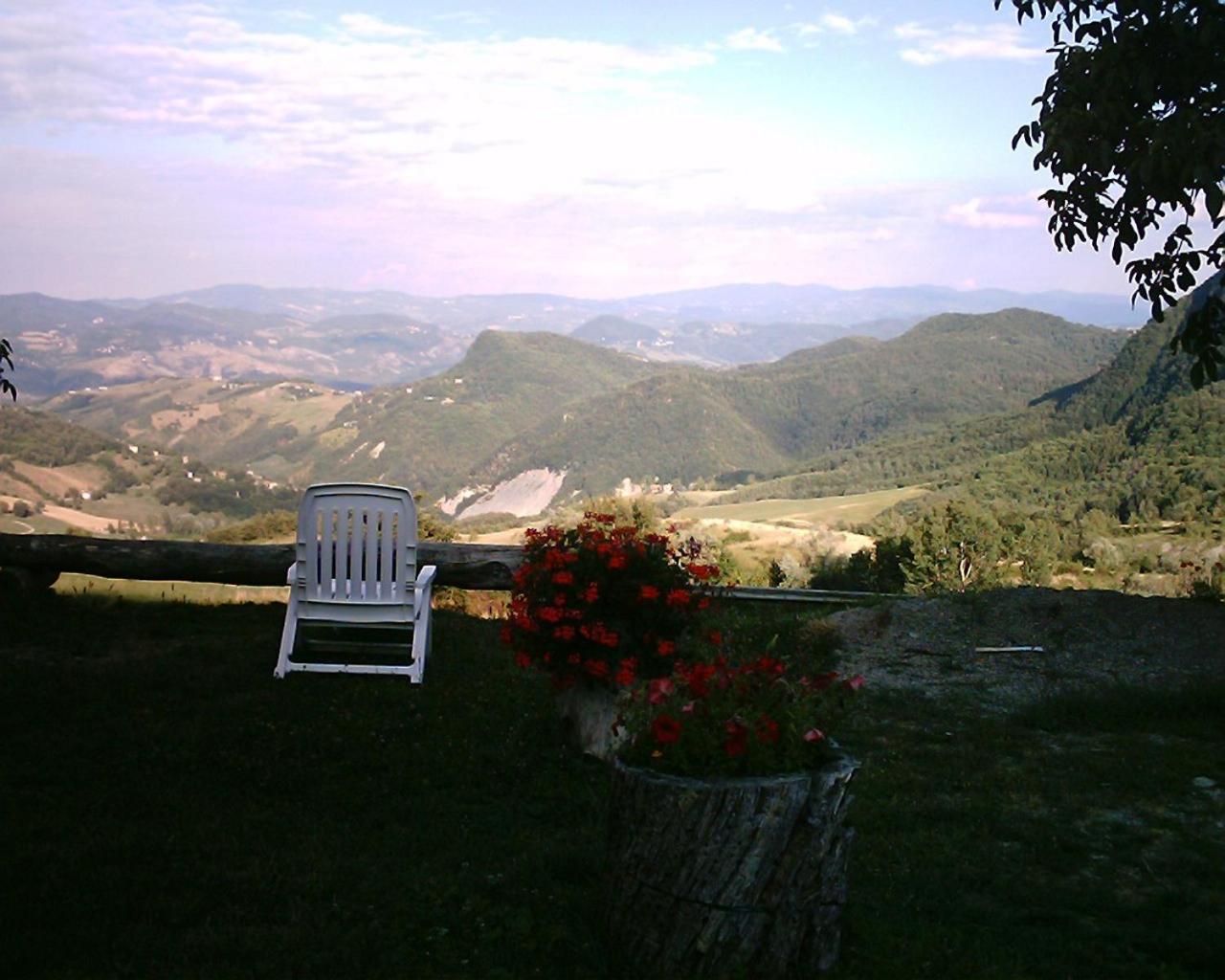 Willa La Piana Dei Castagni Castel dʼAiano Zewnętrze zdjęcie